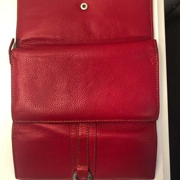Danier - Genuine Leather Wallet - Picture 3 of 11
